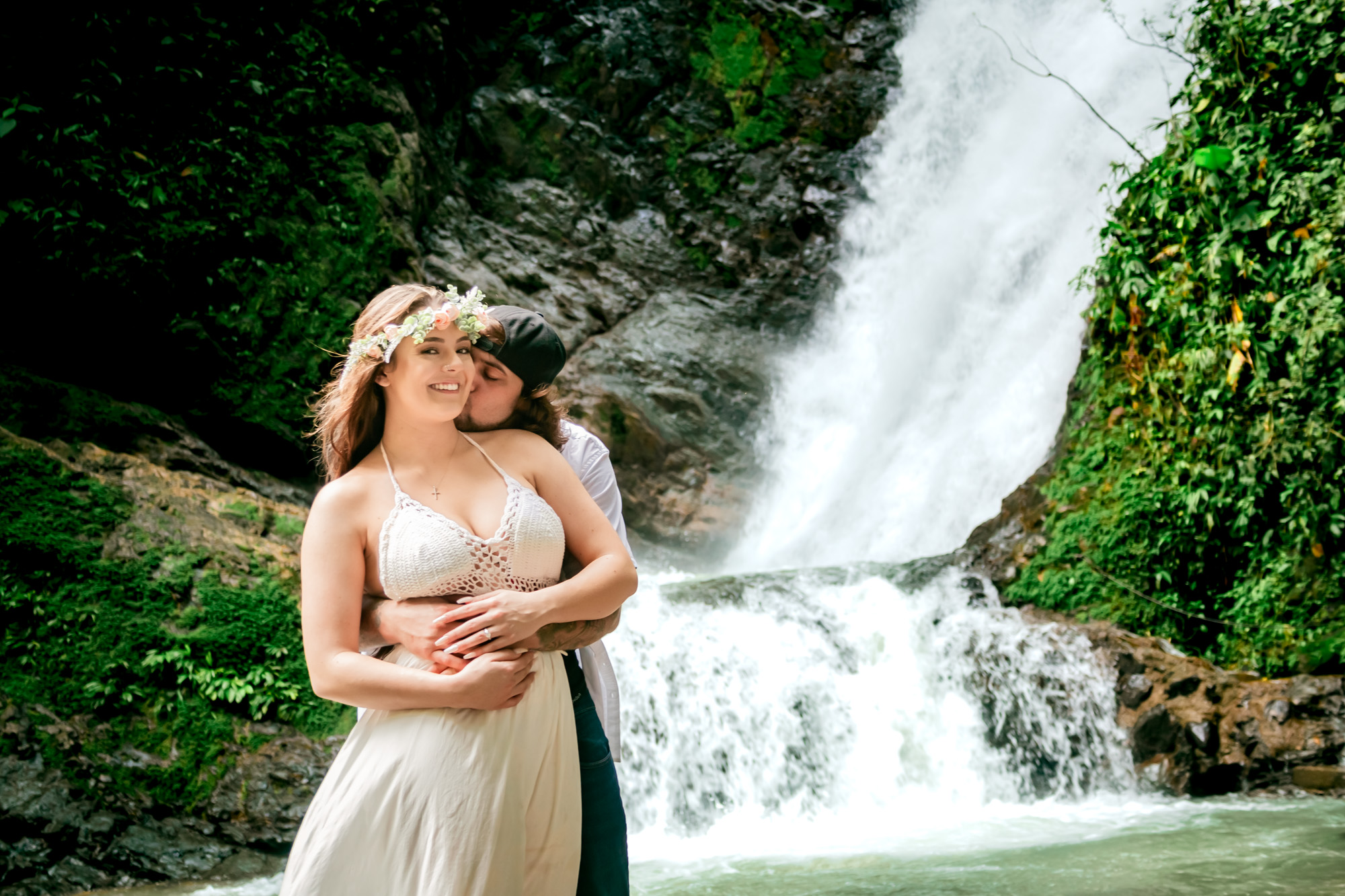Couple's waterfall photoshoot adventure