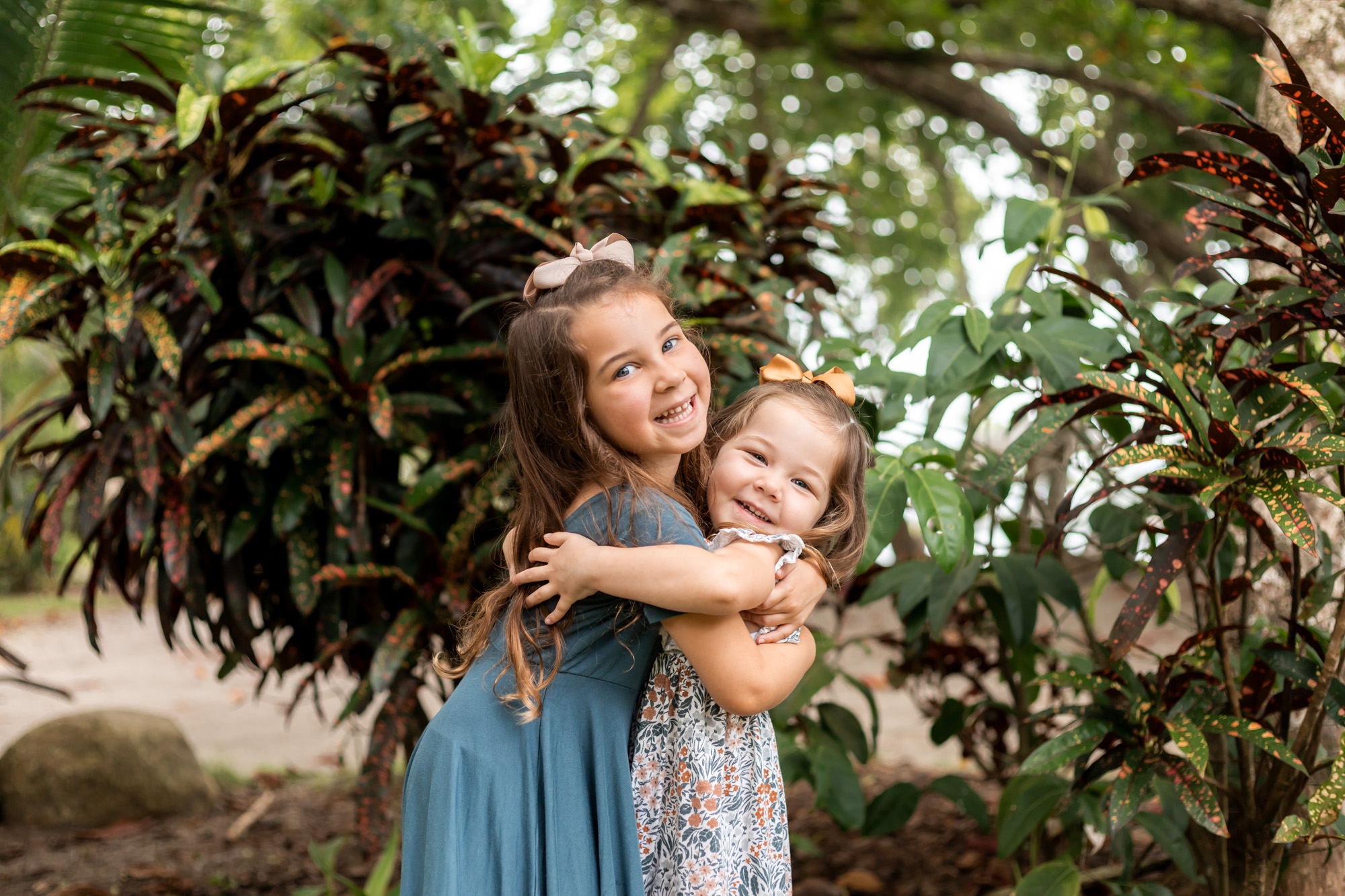 Twin girls at Tulemar Beach
